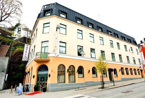 Grand Hotel